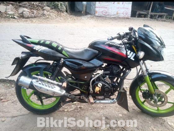Bajaj Palcher UG3